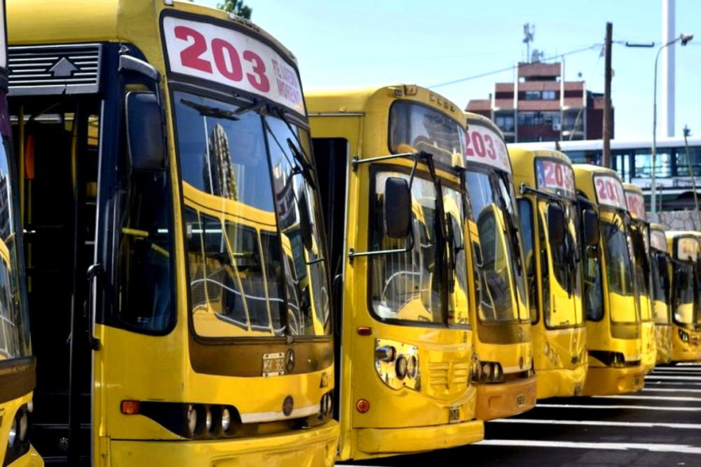 Paro de colectivos, transporte público, pasajeros