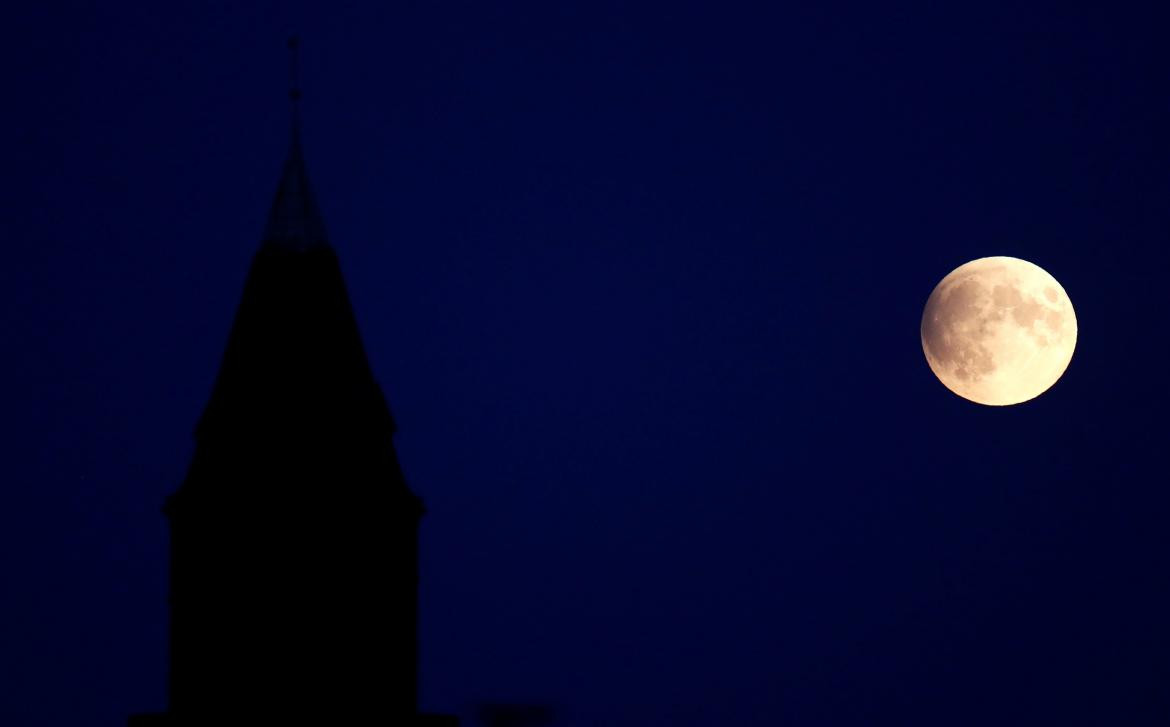 Eclipse Lunar - Reuters