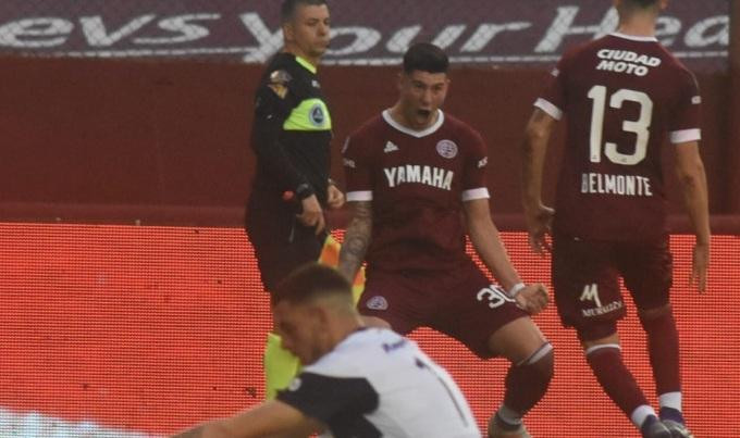 Superliga, Festejo de Valenti para Lanús ante Gimnasia