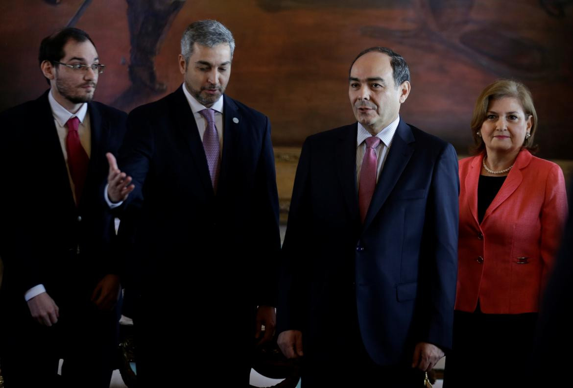 Mario Abdo Benítez, presidente de Paraguay y el canciller Antonio Rivas, REUTERS