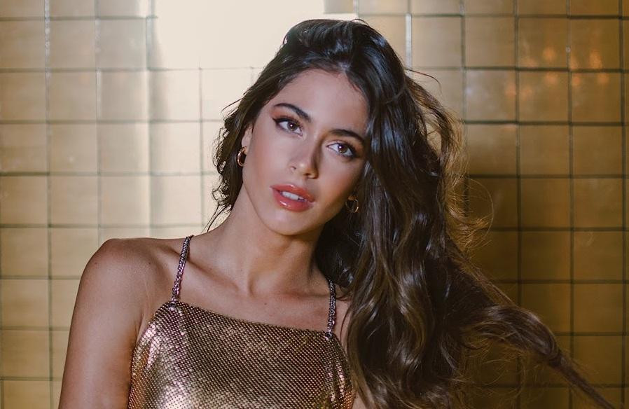 Tini Stoessel Y Un Topless Infartante En Redes Sociales Canal 26