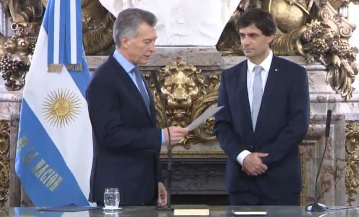 Mauricio Macri toma jura a Hernán Lacunza, ministerio de Hacienda