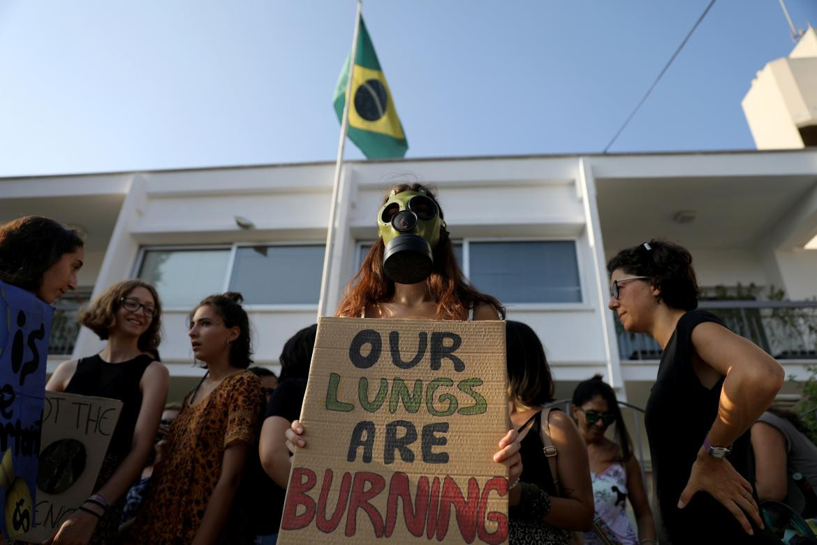 Protestas alrededor del mundo por incendio en Amazonas, REUTERS