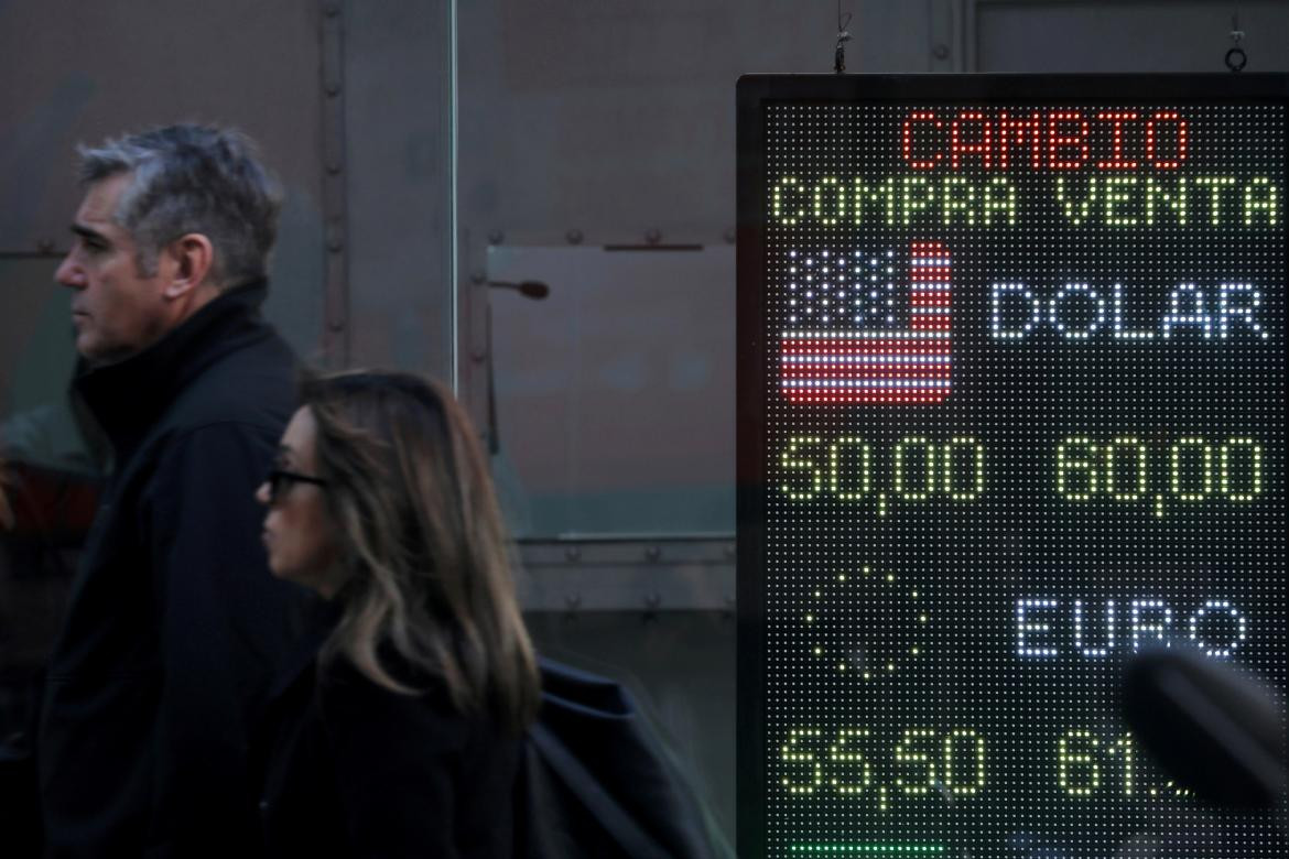 Dólar, cotización, economía, REUTERS