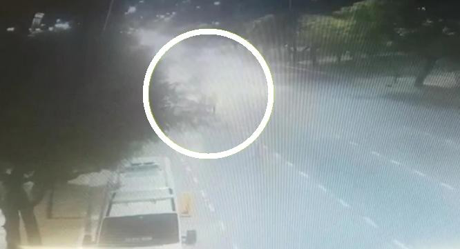 Video del momento cuando atropella a agente de tránsito