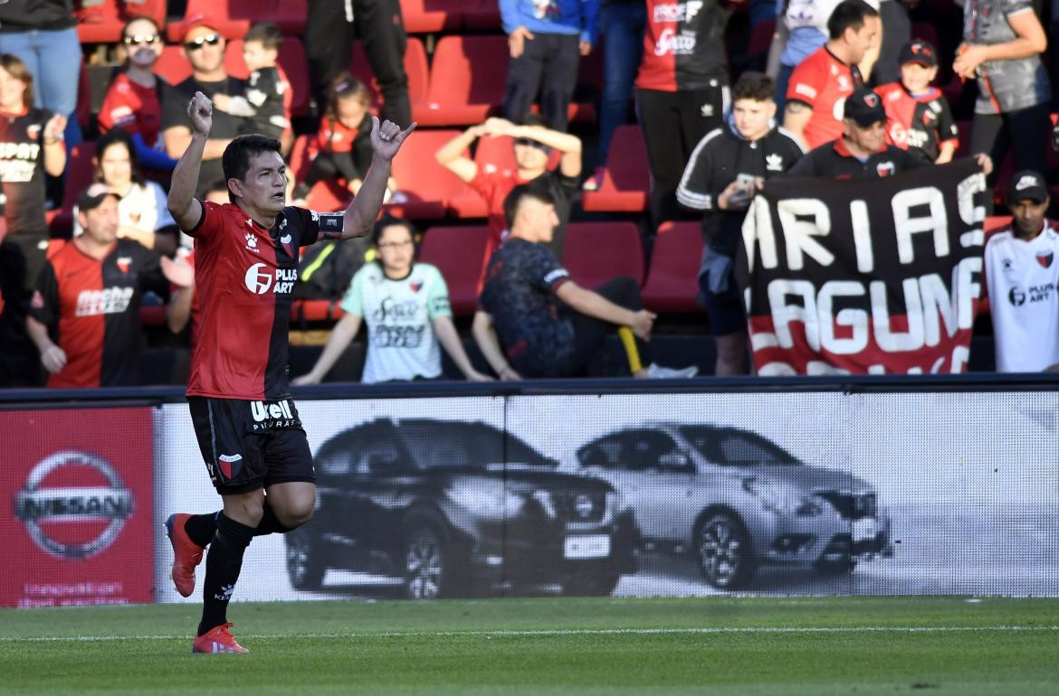 Superliga, Festejo de Colón ante San Lorenzo