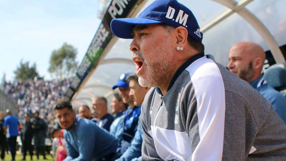 Diego Maradona, Gimnasia vs Racing