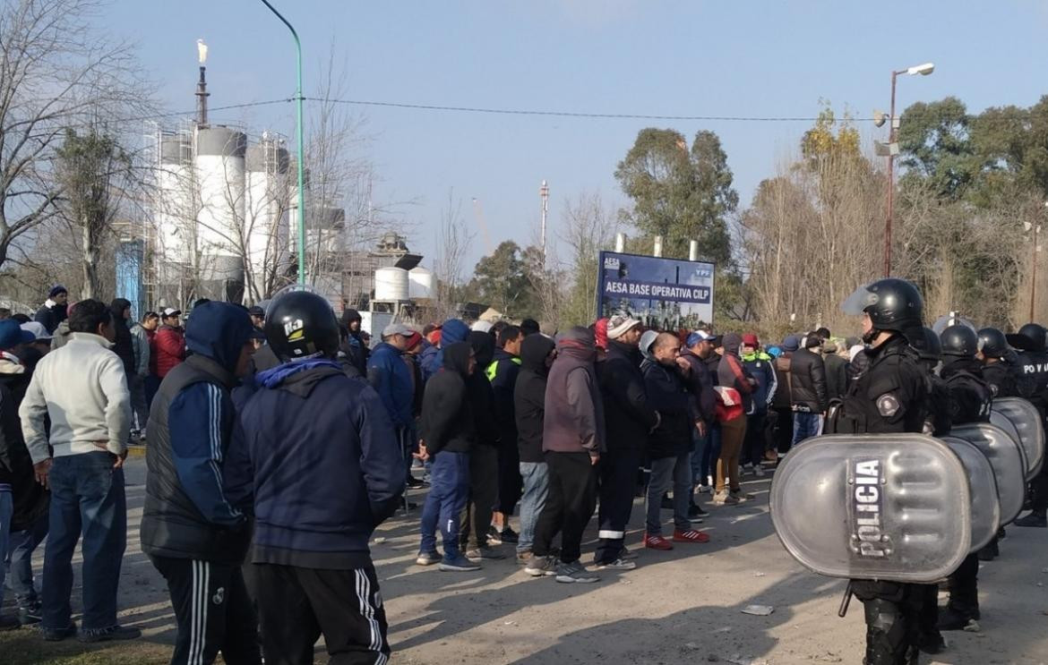 Enfrentamiento UOCRA, La Plata