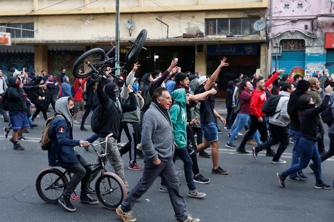 Violentas protestas en Santiago de Chile, REUTERS	