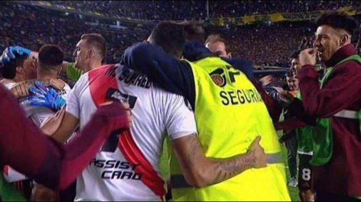 Empleado seguridad, festejos River vs Boca