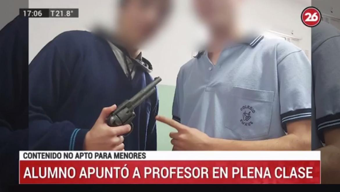 Alumno apuntó con un arma de fuego a un profesor en una escuela de El Palomar