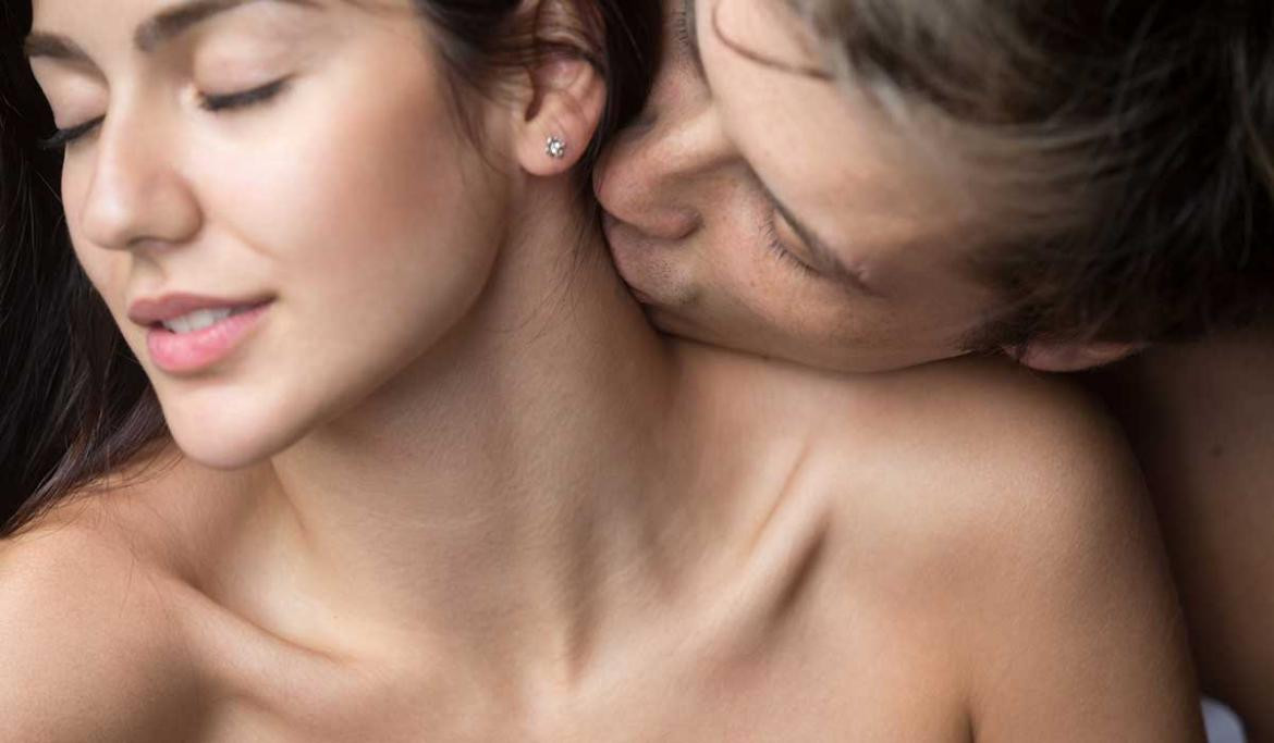 Horóscopo, signos, beso en el cuello	