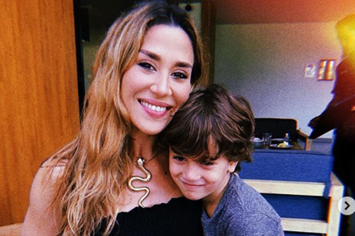 Jimena Barón y su hijo Momo