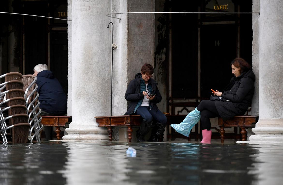 Venecia se inunda por tercera vez en una semana, REUTERS