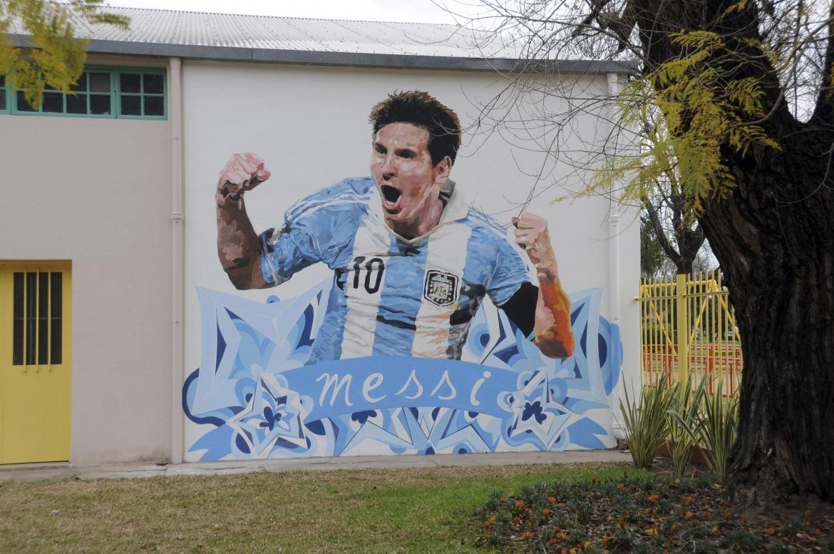 Recorrido turístico de Messi en Rosario, AGENCIA NA