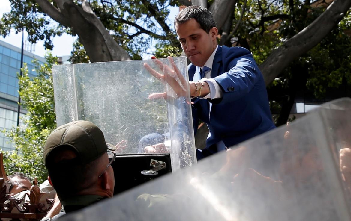 Golpe en el Parlamento de Venezuela: el chavismo eligió un nuevo presidente sin la presencia de Juan Guaidó. Foto: Reuters.