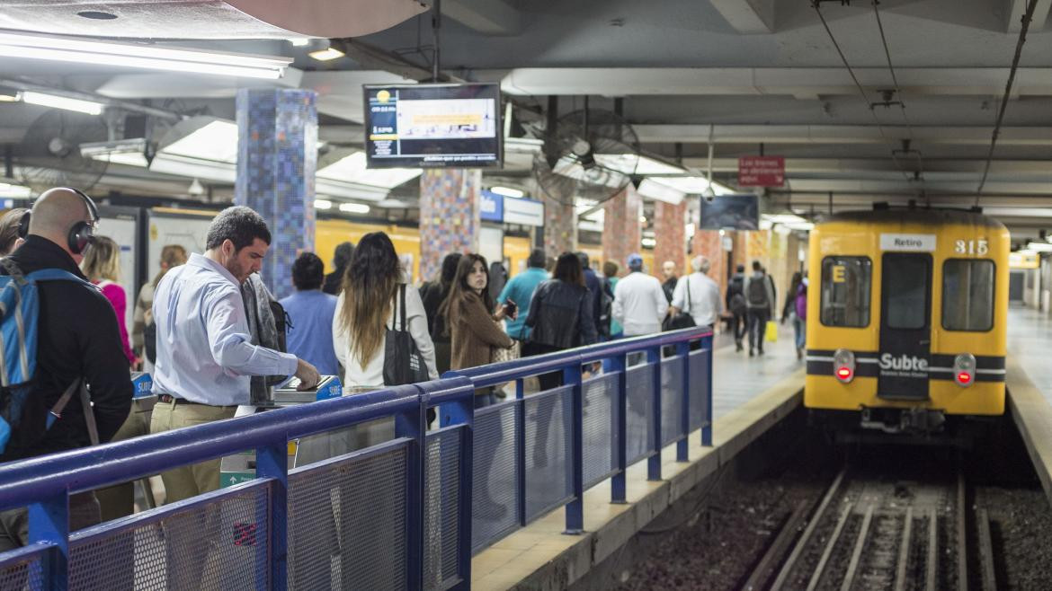 Línea C, subte, transporte público, Agencia NA