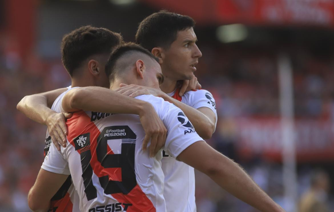 Superliga Independiente vs. River, NA	