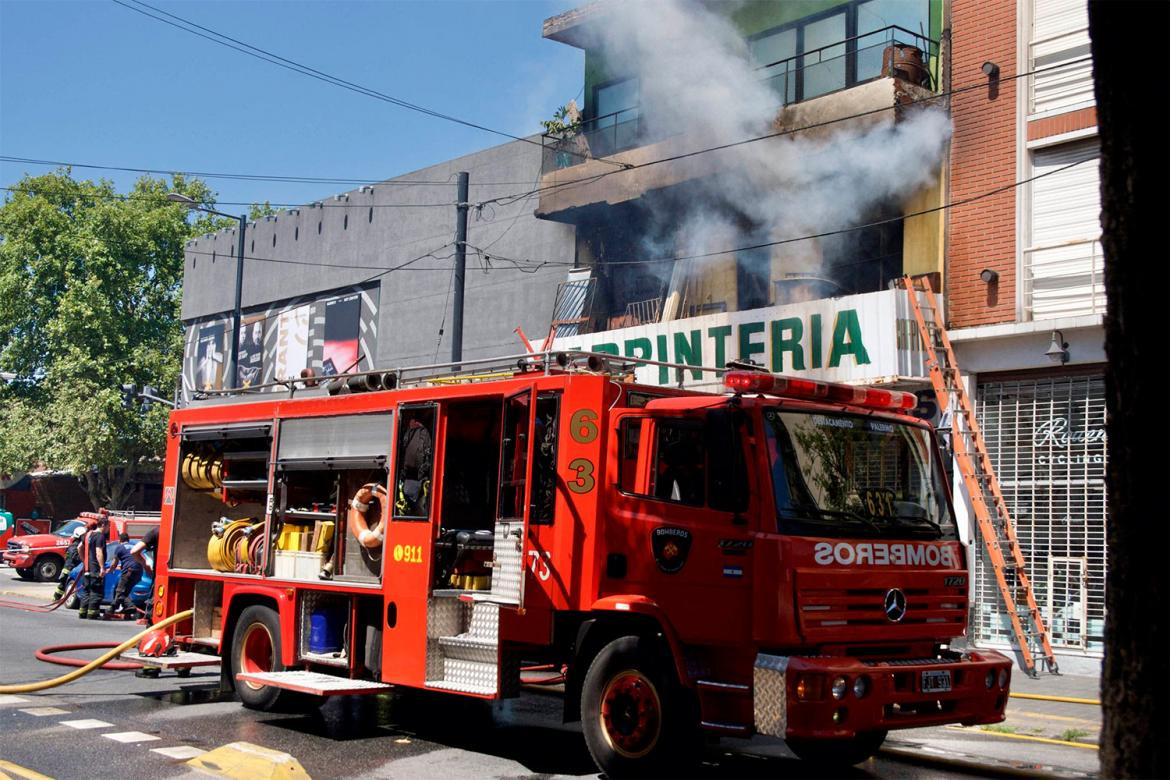 Incendio en carpintería, barrio de Palermo, Foto: Twitter	