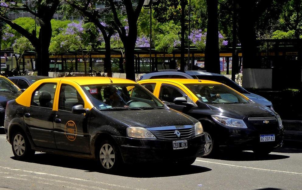 Taxis, aumento en la Ciudad