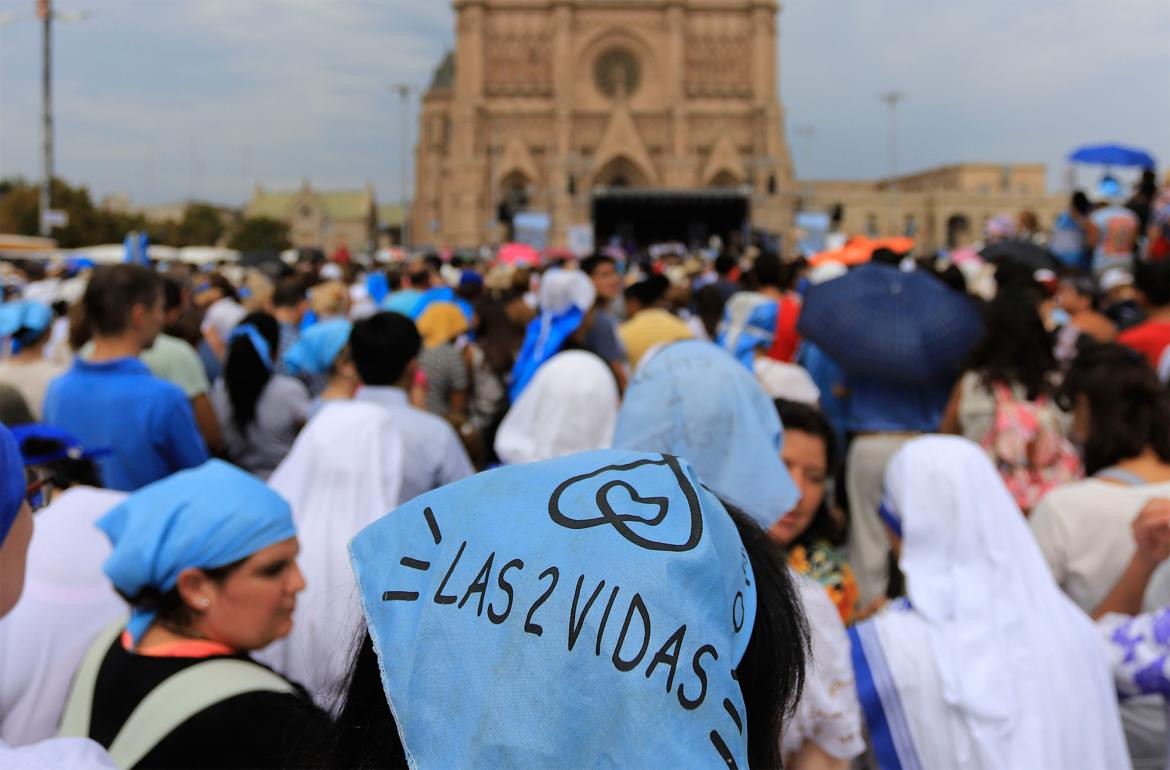 Aborto, misa en Luján, Iglesia, NA