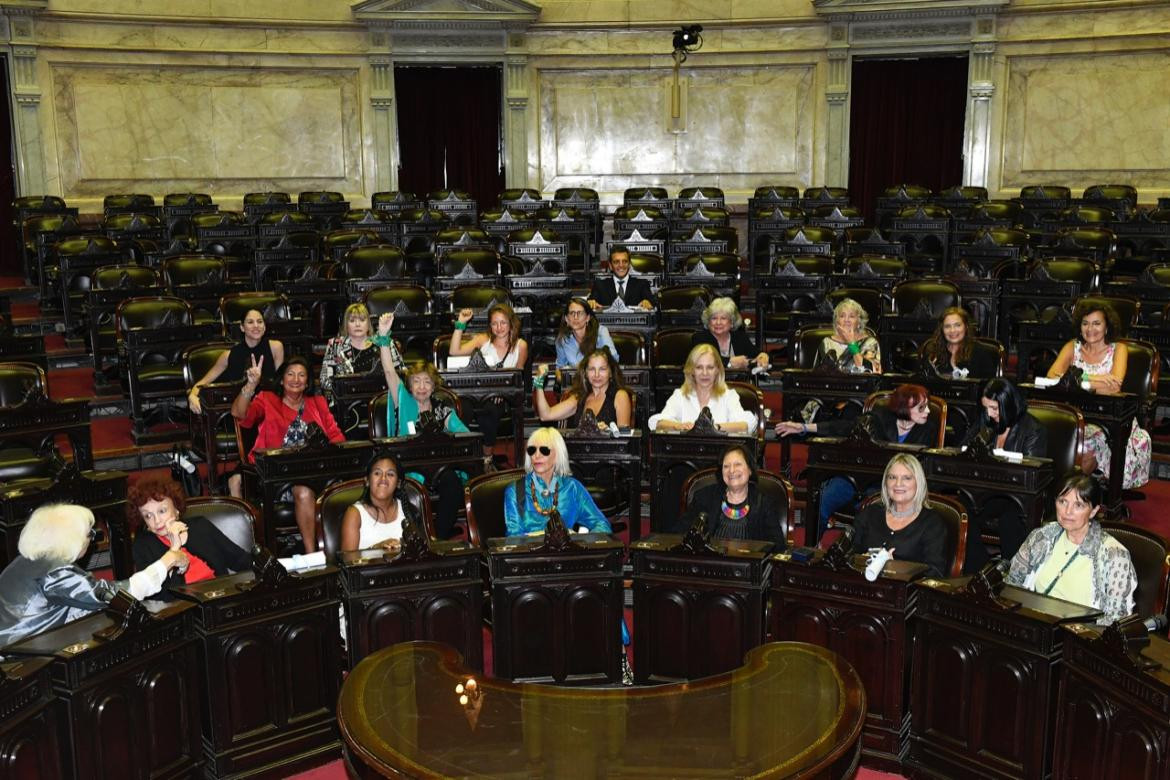 Cámara de Diputados, distinción a 22 mujeres trabajadoras argentinas, Día de la Mujer, Prensa Sergio Massa