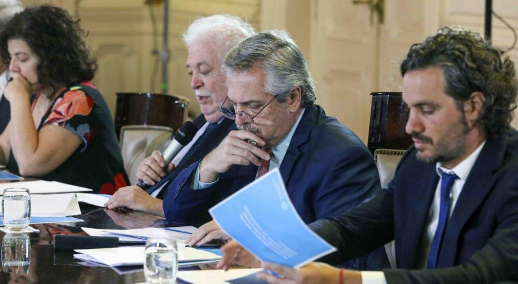 Gobierno, reunión por coronavirus