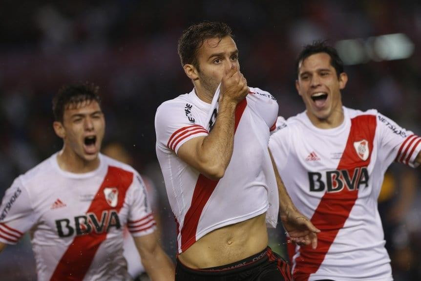 Pezzella jugador de River