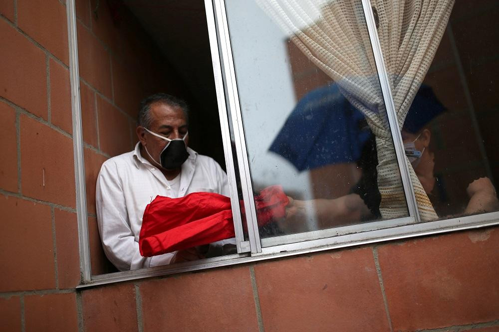 Coronavirus, Colombia, uso de barbijo, Reuters