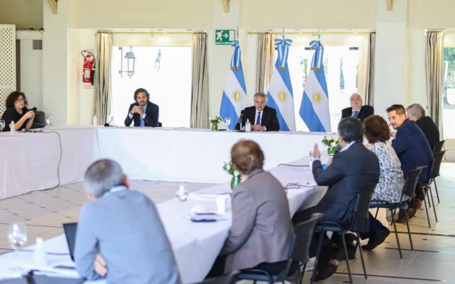 Alberto Fernández con comité de expertos, coronavirus en Argentina