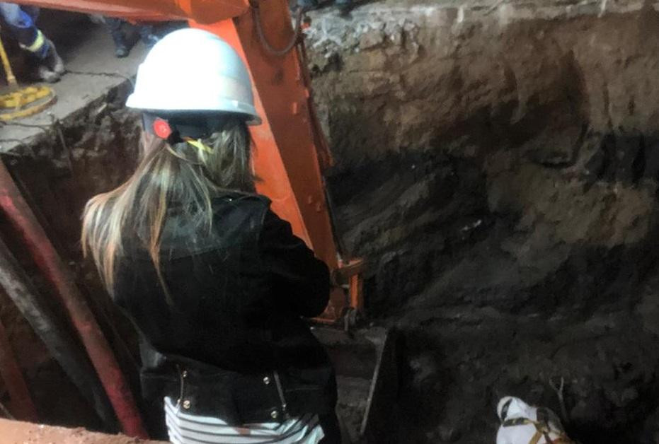 Malena Galmarini estuvo presente en la obra de reparación de grandes conductos que aysa realiza en Pacheco,Tigre