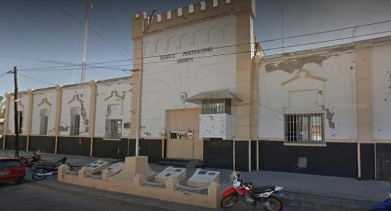 Unidad Penal 4, Bahía Blanca, Servicio Penitenciario