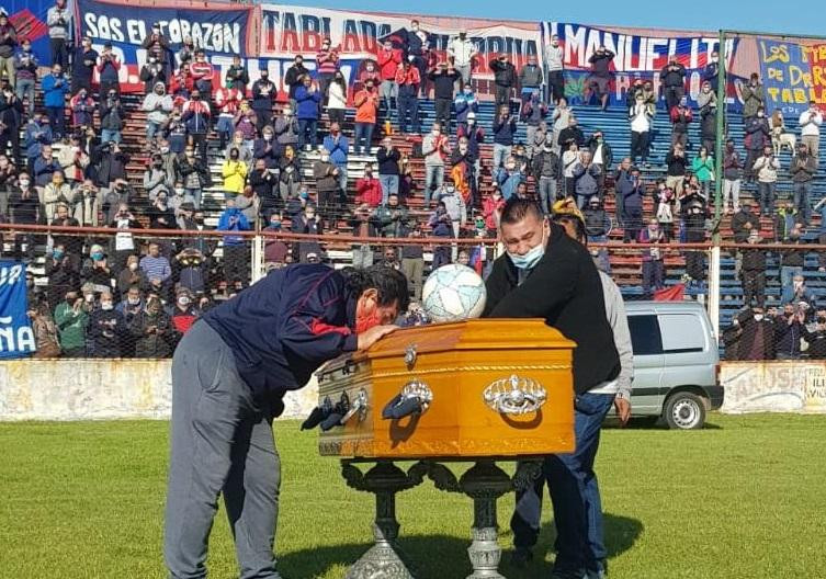 Carlovich, último adiós, fútbol argentino