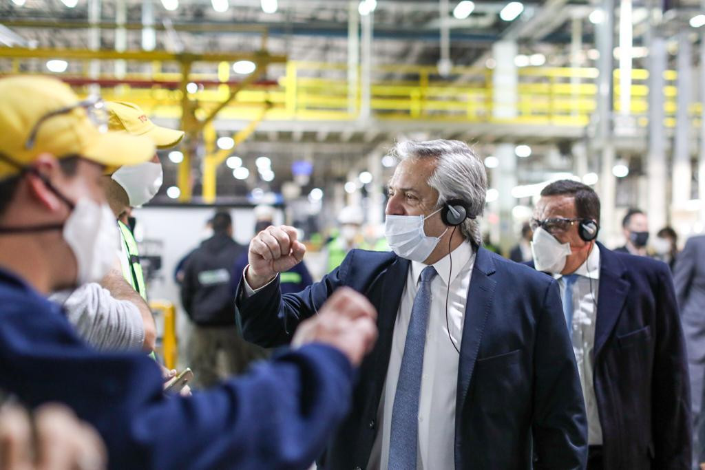 Alberto Fernández en la planta Toyota de Zárate, AGENCIA NA