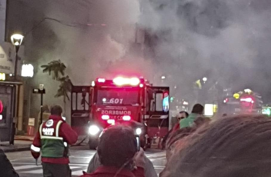 Explosión e incendio en un comercio de Villa Crespo, AGENCIA NA