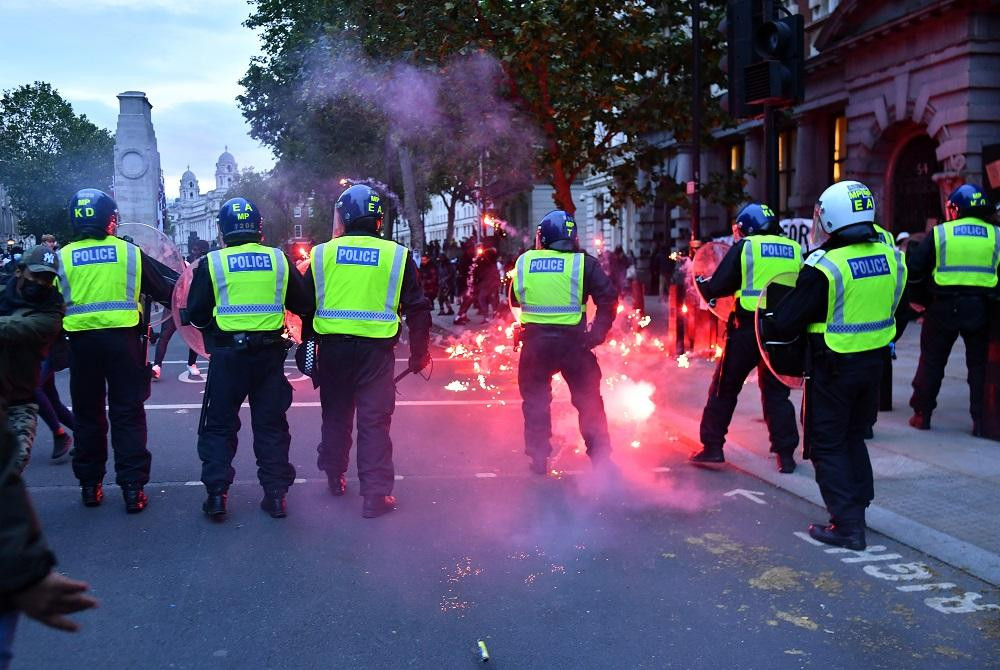 Manifestaciones contra el racismo, incidentes en Londres, Reuters	