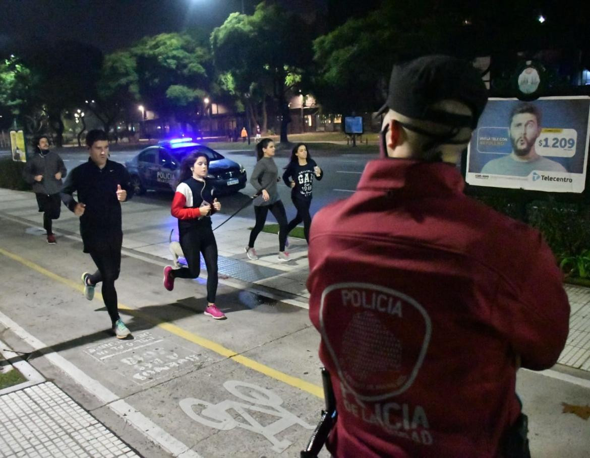 Runners en la Ciudad durante la cuarentena, AGENCIA NA