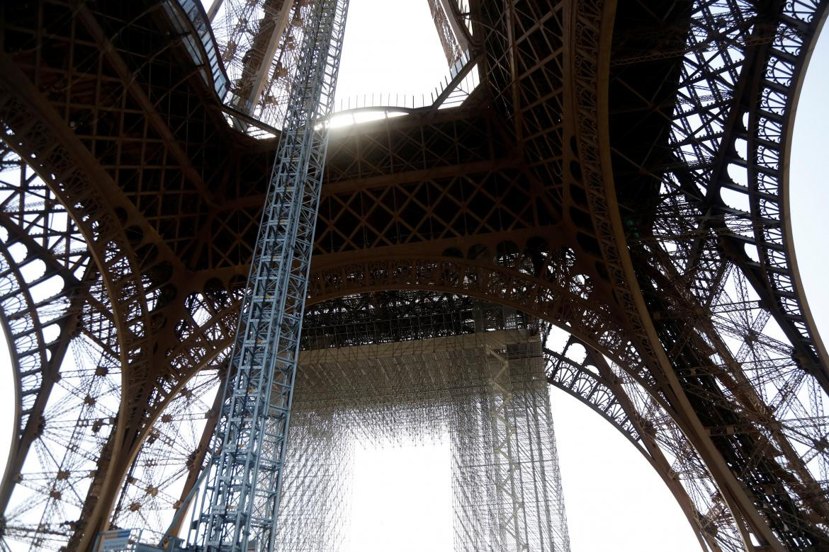 Reapertura de la torre Eiffel al turismo, Francia, pandemia, REUTERS