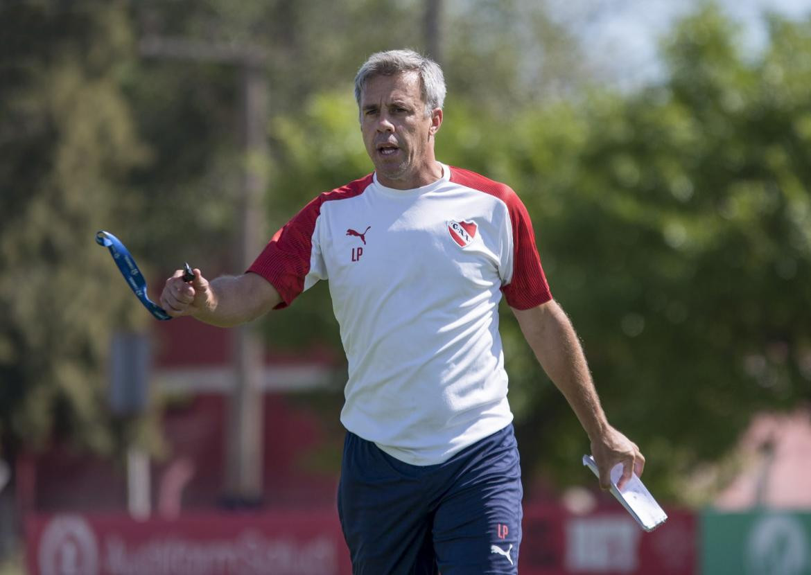 Lucas Pusineri, entrenador de Independiente, fútbol argentino, NA