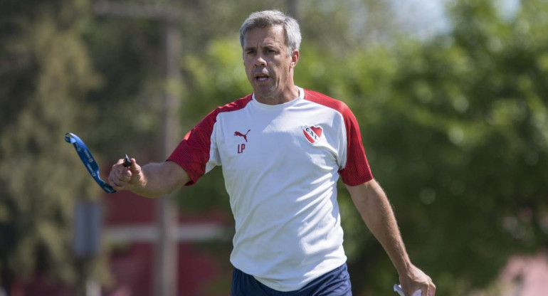 Lucas Pusineri, entrenador de Independiente, fútbol argentino, NA