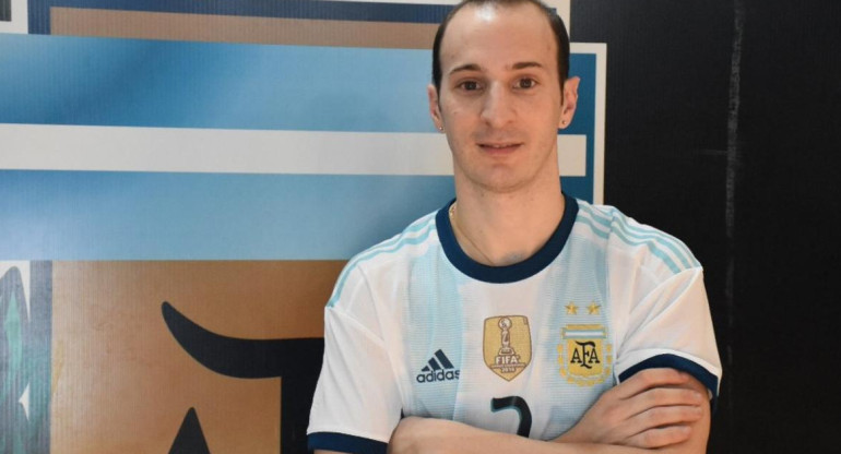 Leandro Cuzzolino, capitán de la Selección argentina de Futsal campeona del mundo, TWITTER