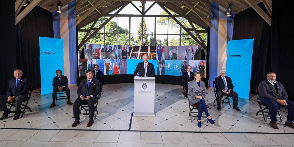 Alberto Fernández, acto por el 9 de Julio en Quinta de Olivos