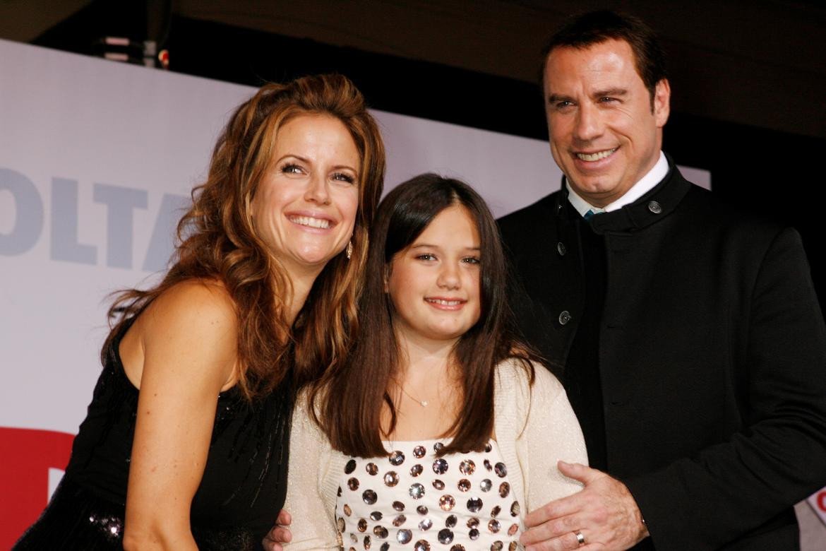 Kelly Preston, John Travolta y su hija, actores de Hollywood, REUTERS	
