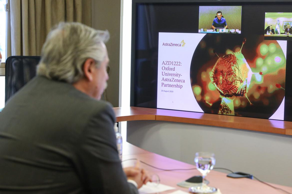 Alberto Fernández junto al CEO de AstraZeneca Pascal Soriot, vacuna, NA 