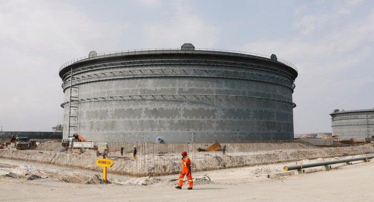 Refineria de petróleo en Nigeria