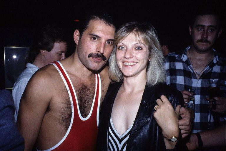Freddie Mercury y Mary Austin