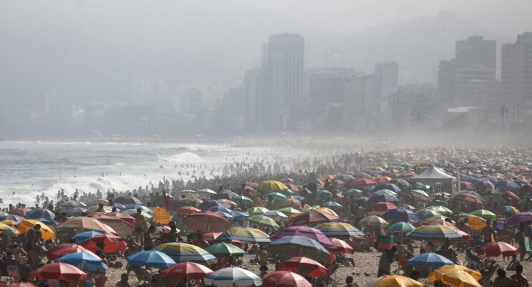 Playas en Brasil, coronavirus, REUTERS