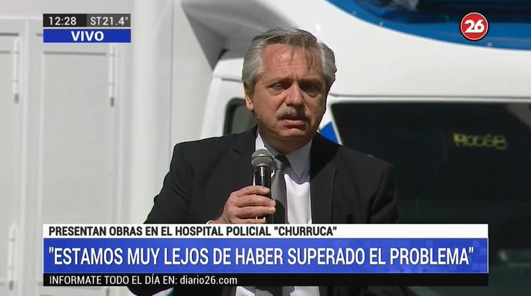 Alberto Fernández en Hopsital Churruca, anuncios, Canal 26