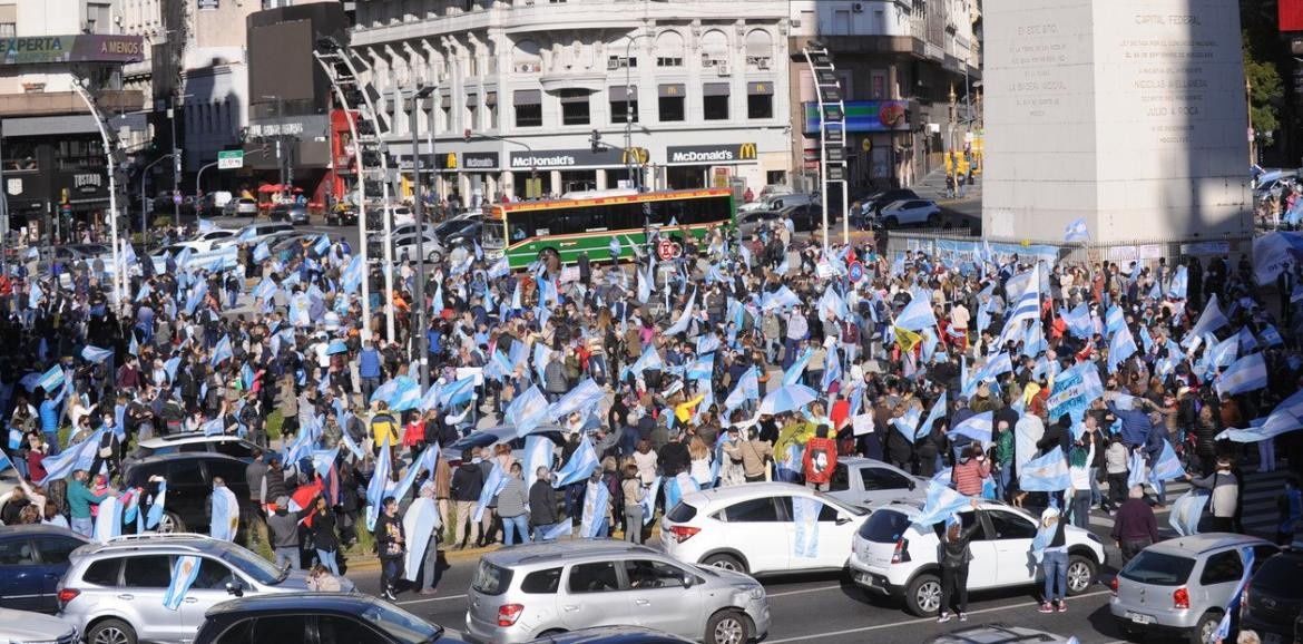 Banderazo en el Obelisco