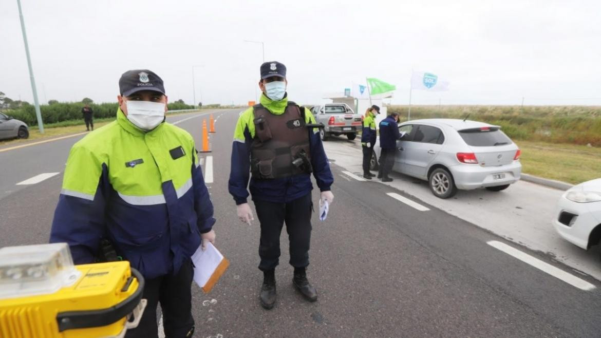 Controles en las rutas a La Costa por coronavirus